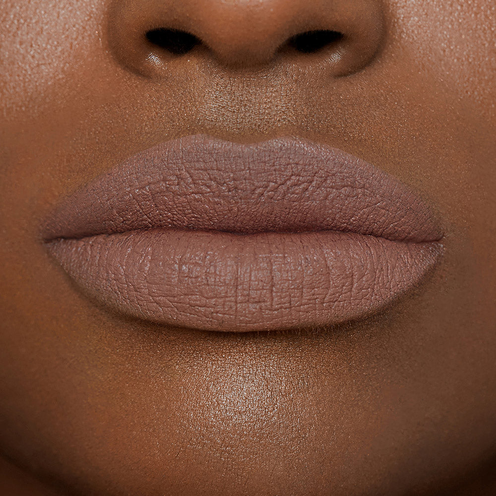 #color_she's strong (neutral almond)