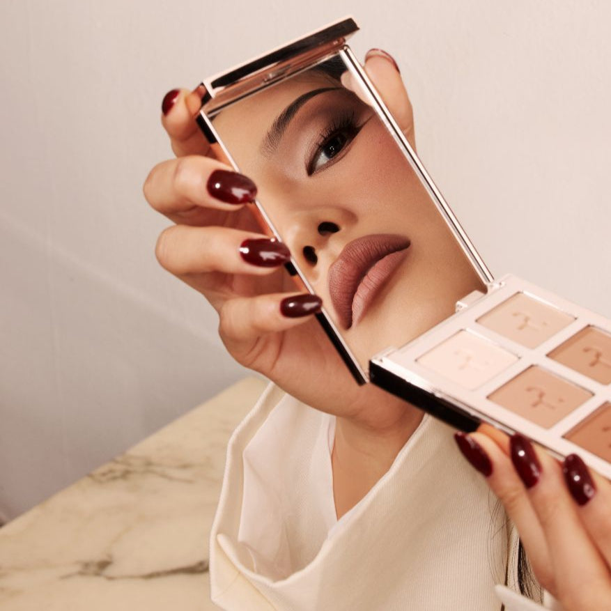 How to Apply Eyeshadow Like a Pro