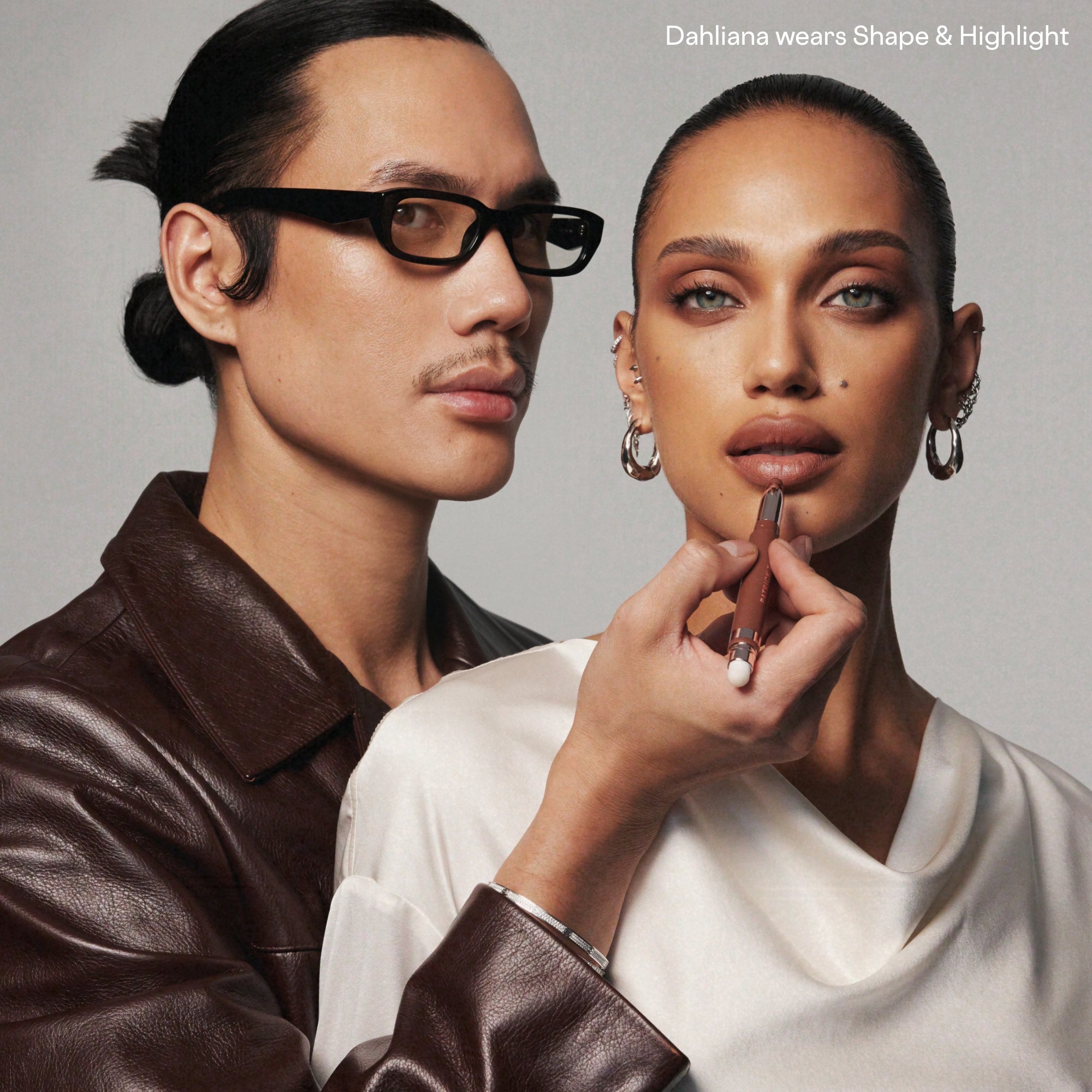 Major Sculpt™ Shape & Shade Anywhere Artistry Sticks